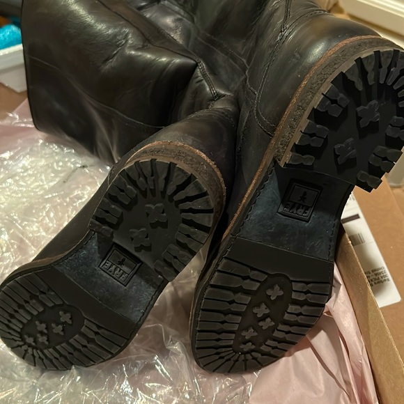 Frye Mara Button Tall Shearling Lined Boots, Black, Size 8, EUC! - Picture 6 of 8